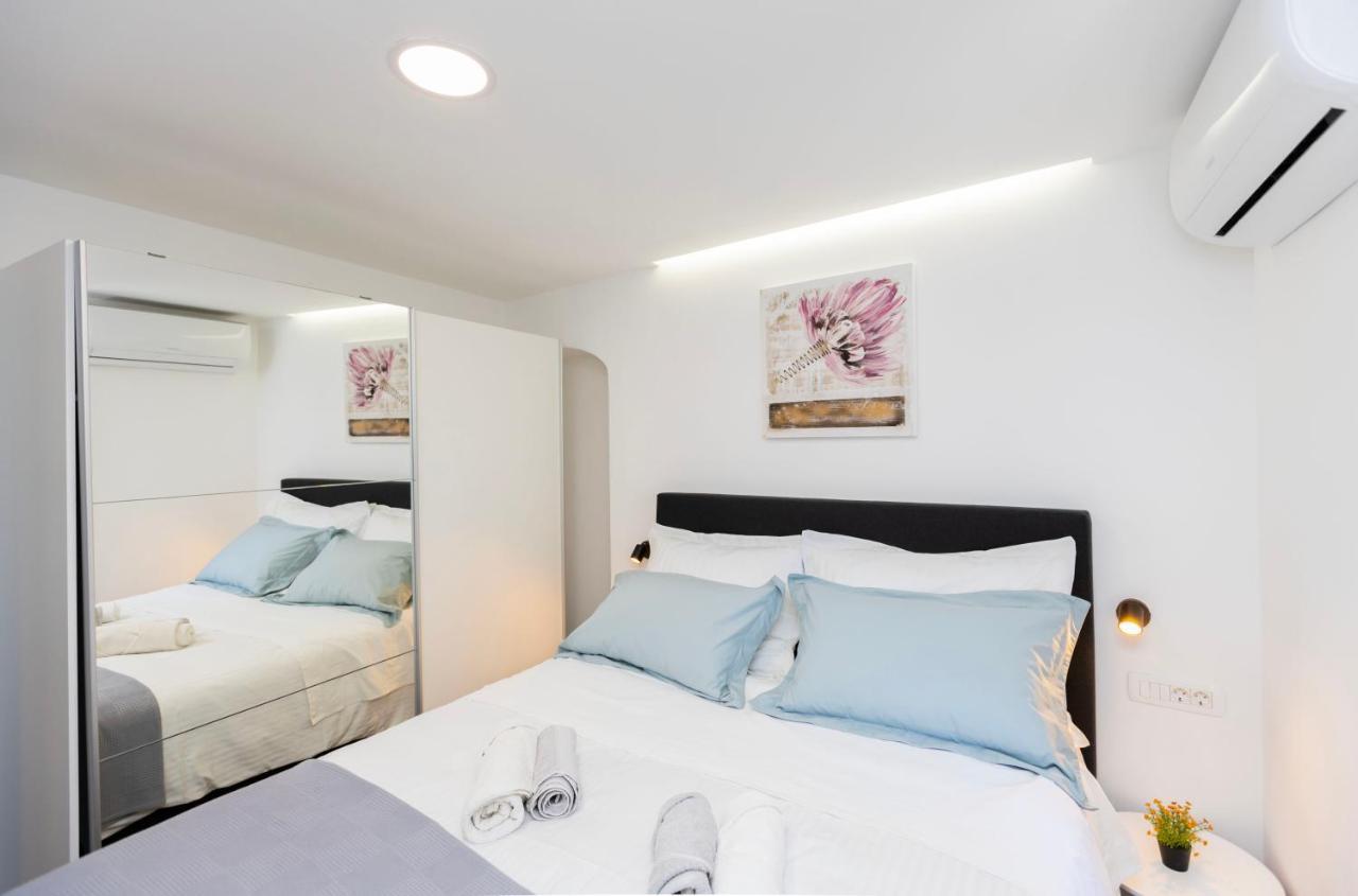 Modern Cozy Apartment Bonnie In Center Of Split. Exterior photo
